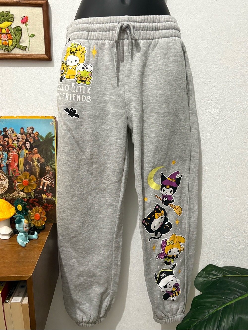 Hello Kitty Gray Sweatpants with Yellow & Black Character Prints